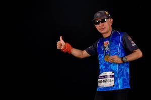 BIB: 46095
                            <button type="button" onclick="openModal(9902360)" class="btn btn-primary btn-sm float-right btn-popup" data-toggle="modal" data-target=".modal-high-quality">
                        <i class="fas fa-shopping-cart"></i> Add to Cart
                    </button>
                                            <button type="button" onclick="isThisMe(9902360, true)" class="btn btn-success btn-sm float-right btn-popup btn-isme hidden" data-toggle="tooltip" data-placement="bottom" title="นี่คือรูปของคุณใช่ไหม คลิกที่นี่เพื่อเอาเข้าอัลบั้ม">
                        <i class="fas fa-plus"></i> Add to album
                    </button>
                    <button type="button" onclick="isThisMe(9902360, false)" class="btn btn-warning btn-sm float-right btn-popup btn-isnotme hidden">
                        <i class="fas fa-ban"></i> Remove from album
                    </button>